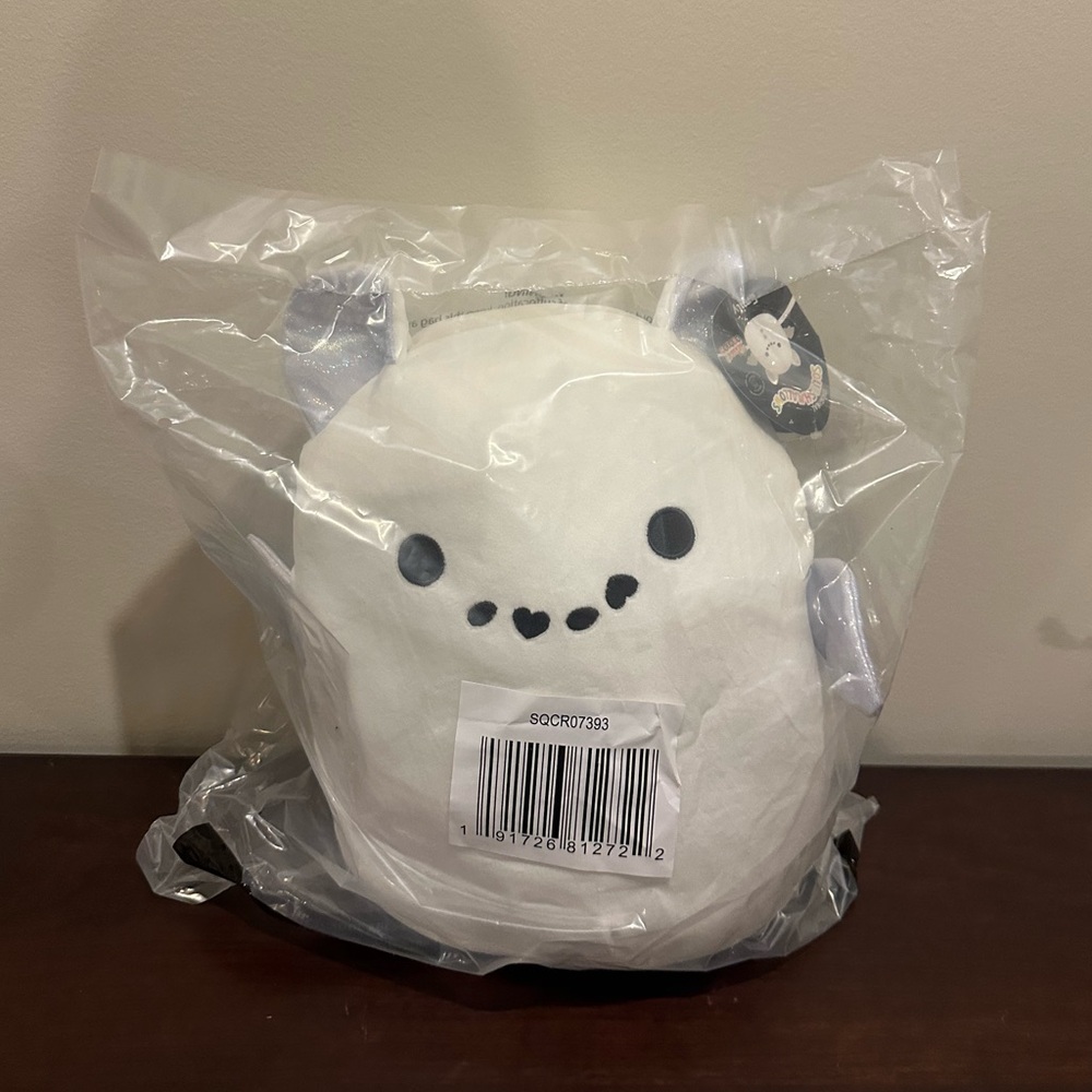 Snowman Emily the Bat 12” Select Series Squishmallow  *BNWT /SEALED*
